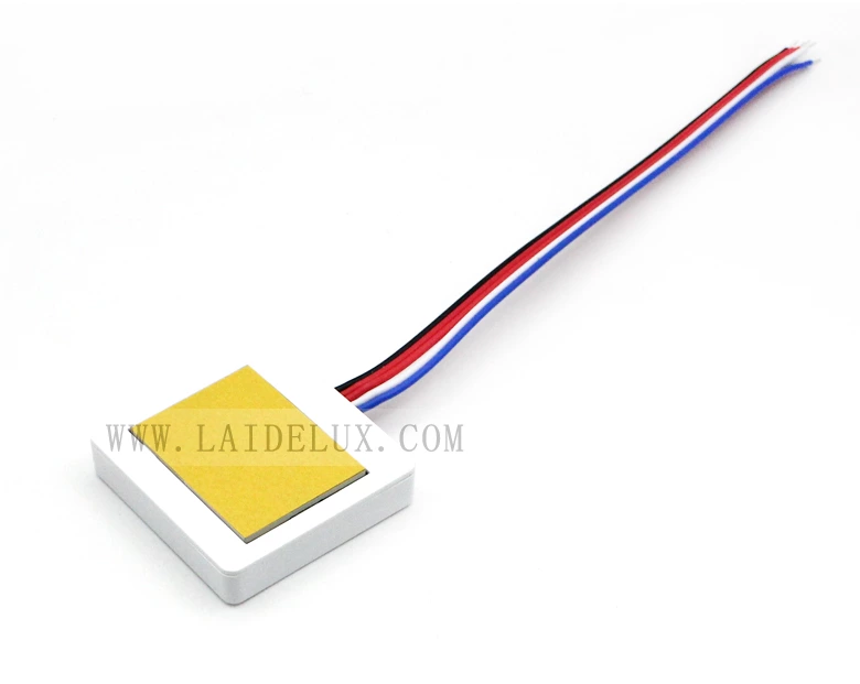 Three color single control mirror touch switch