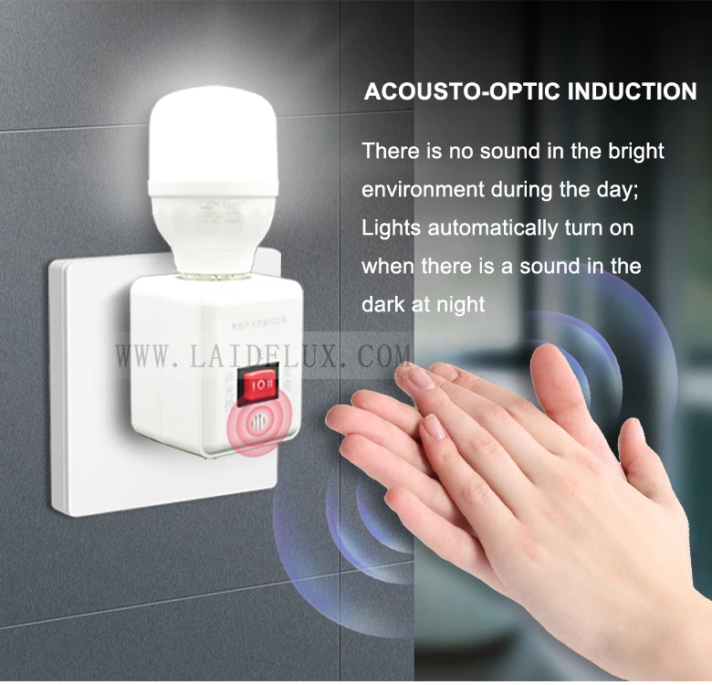 Intelligent sound-lightcontrol plug-in lamp holder