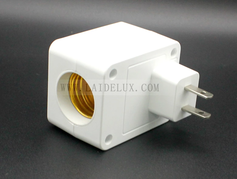 Intelligent sound-lightcontrol plug-in lamp holder